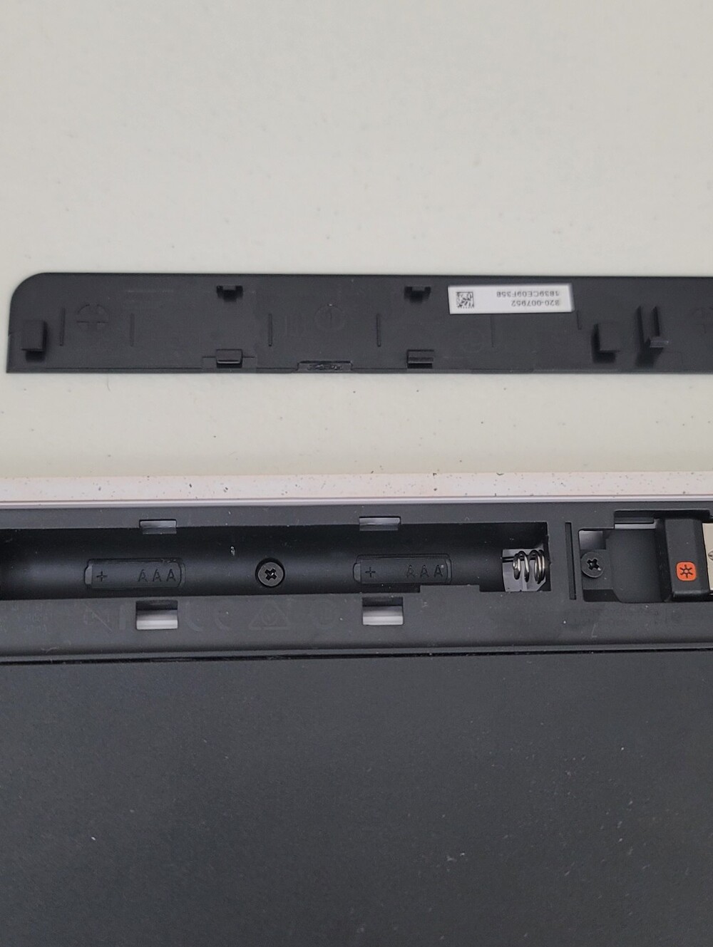 Logitech K780 Multi Device Wireless Keyboard Complete In Box! - Picture 7 of 11